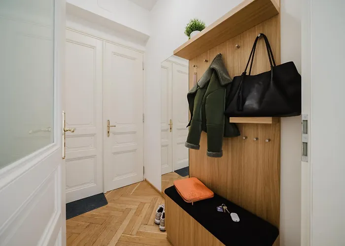 Apartament Days - Two-bedroom With Parking Space And 2 Bathrooms In Vinohrady *